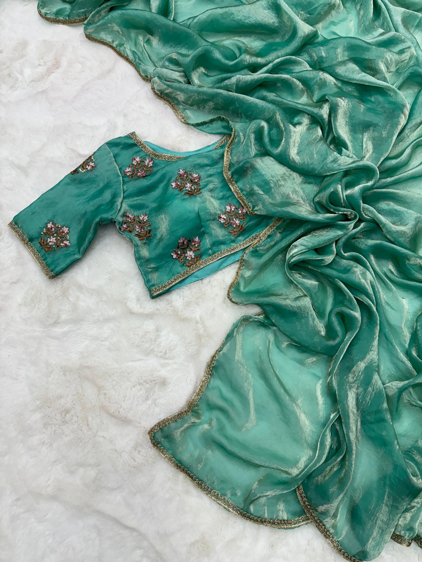 HEAVY DESIGNER FENDY SOFT AND RICH SILK SAREE WITH DESIGNER LACE with stitched blouse β€οΈ