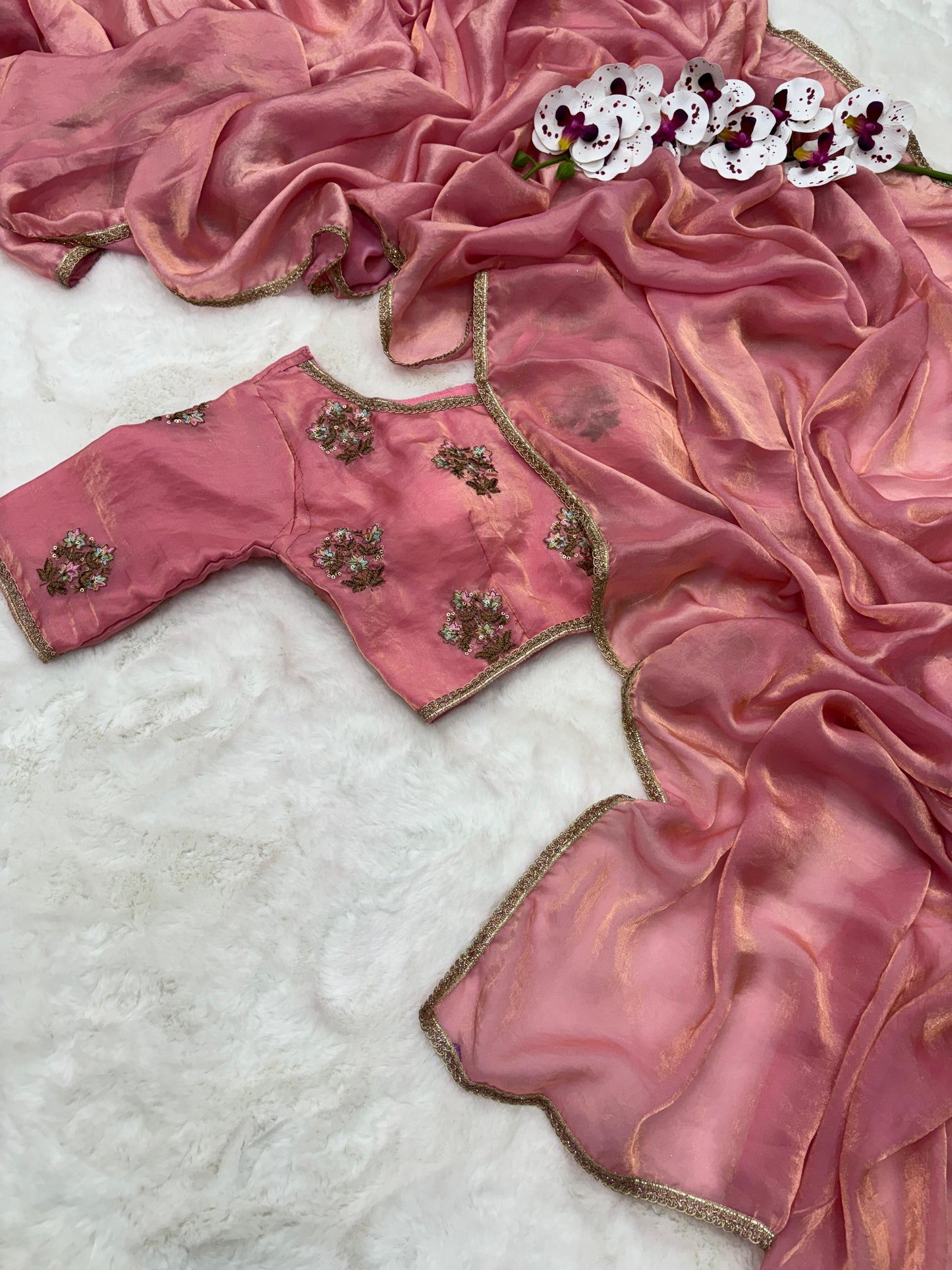 HEAVY DESIGNER FENDY SOFT AND RICH SILK SAREE WITH DESIGNER LACE with stitched blouse β€οΈ