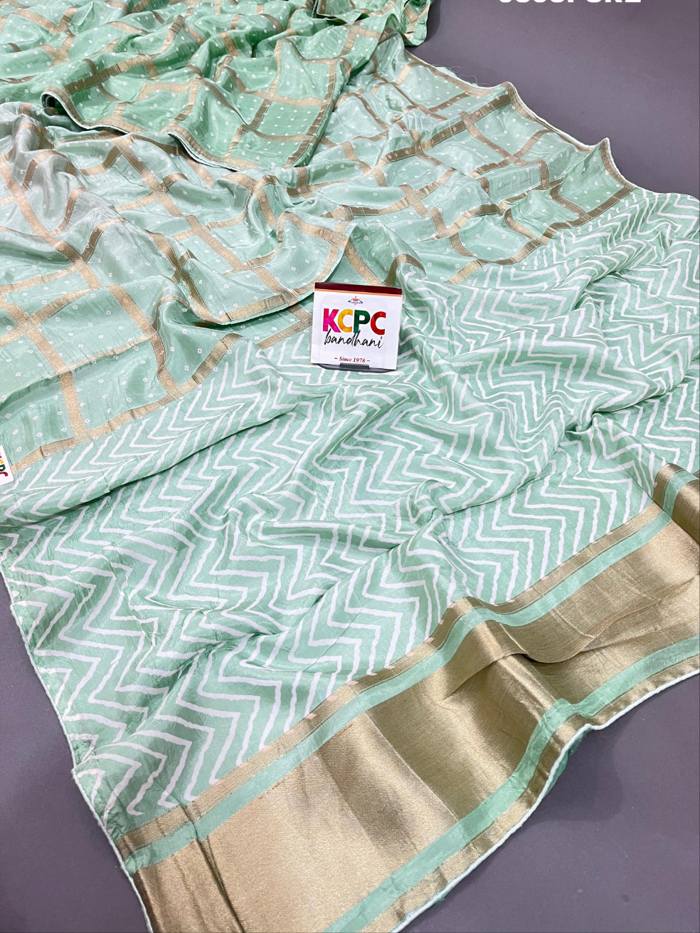 KCPC New Semi Gaji Silk bandhani Saree Zig Zag Print Pallu With Blouse