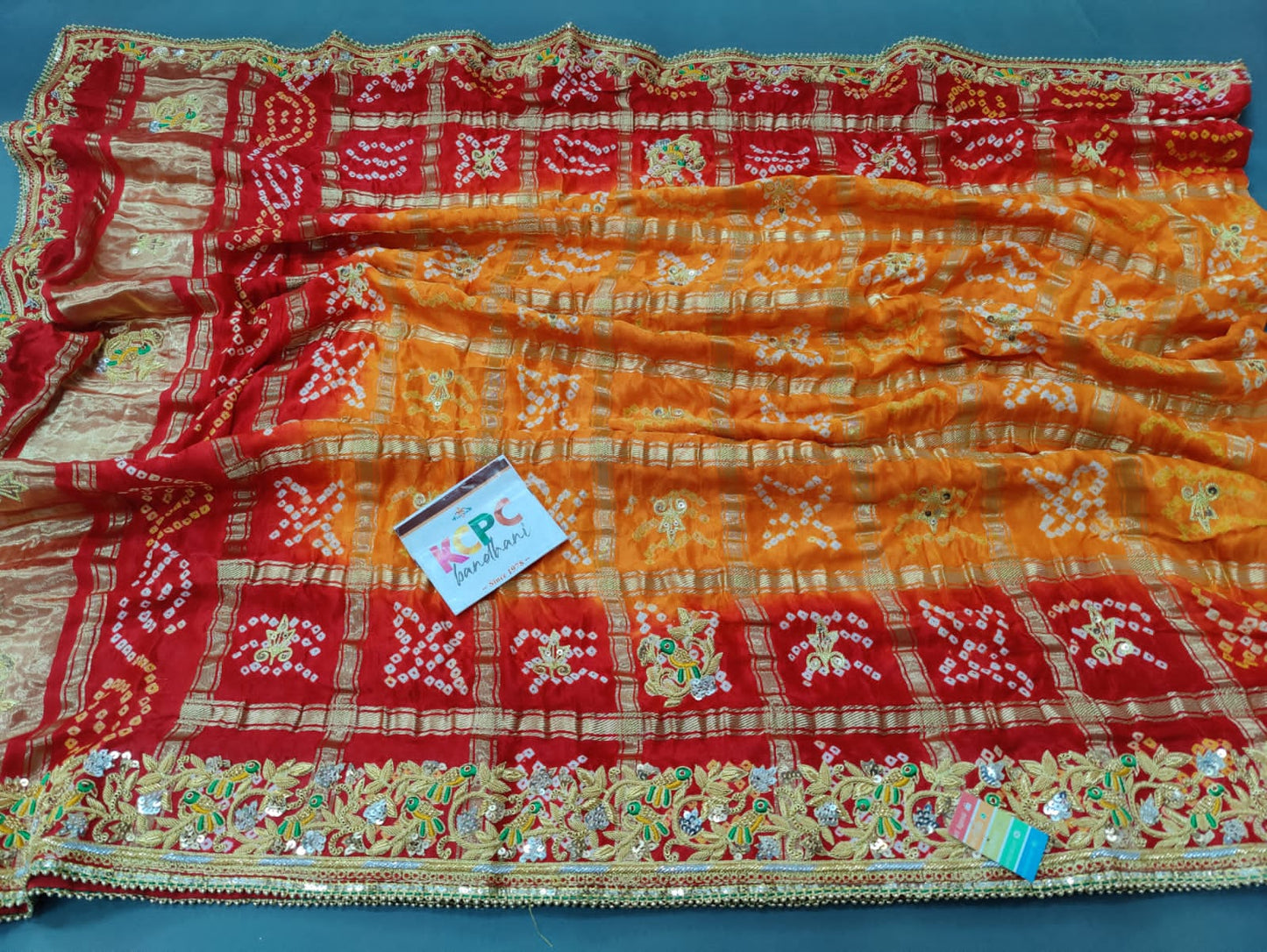 Latest Trending Pure Gaji Silk Bandhani Jardozi Work Ghatchola Chunri Pila Odhna In Aara Tari