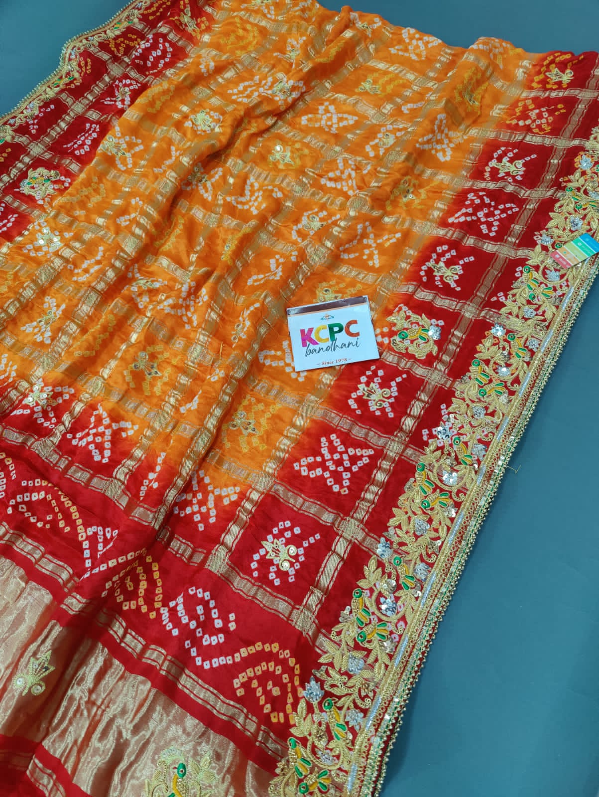 Latest Trending Pure Gaji Silk Bandhani Jardozi Work Ghatchola Chunri Pila Odhna In Aara Tari