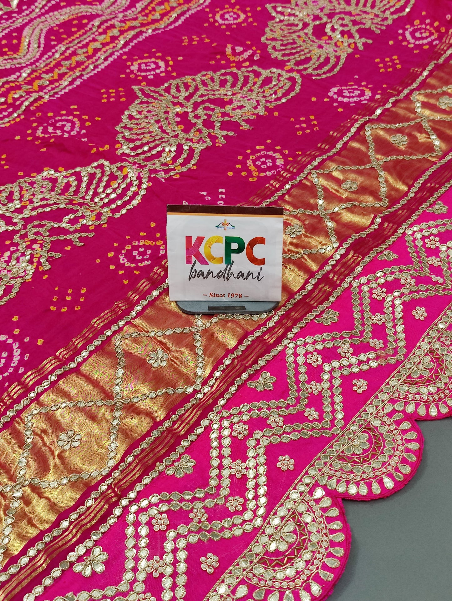 Latest Arrival Pure Gaji Silk Bandhani Raidana Gotapatti Work Chandokhani Dupatta