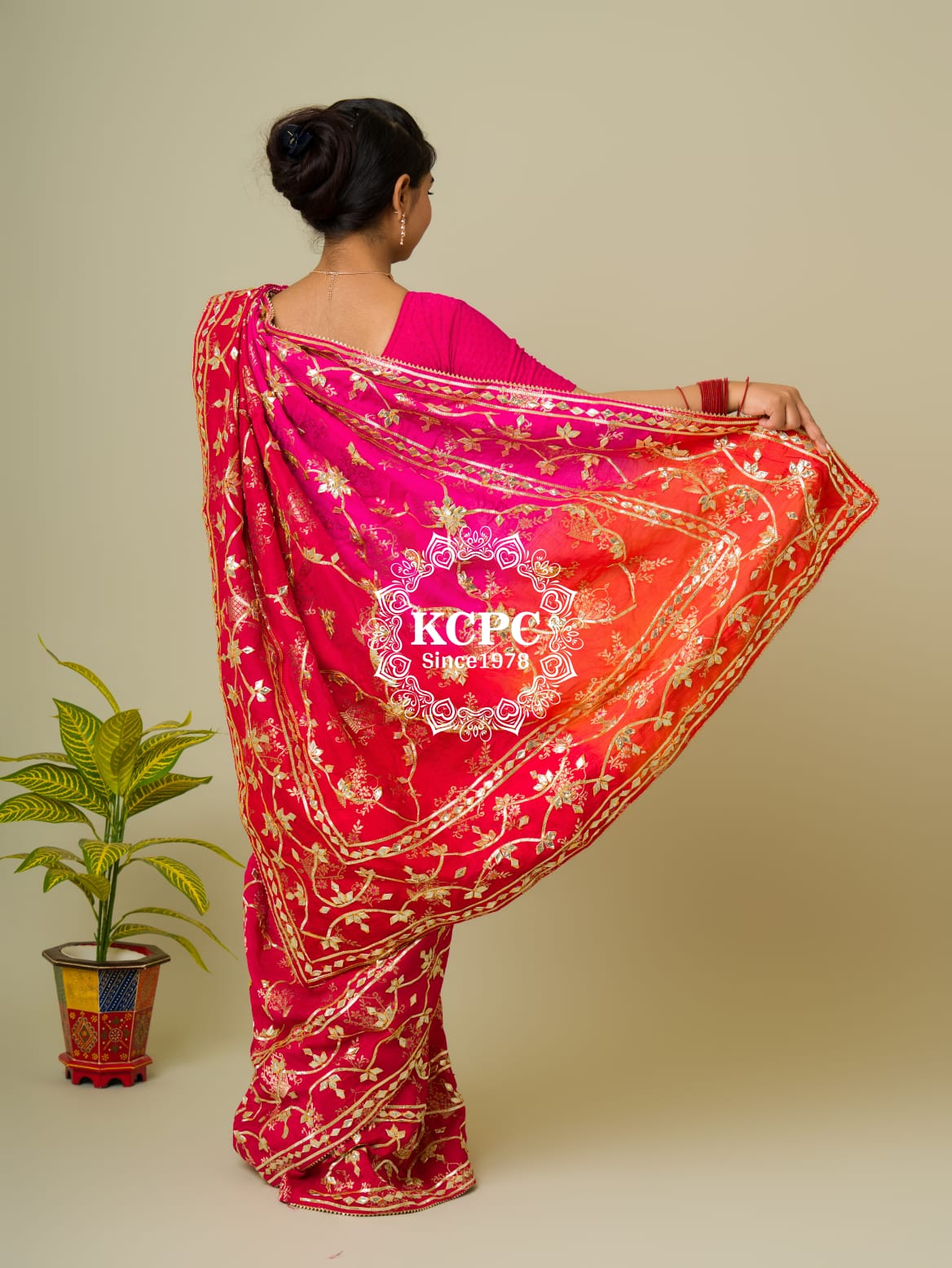 Pure Munga Silk Meenakari Banarasi Weaving Saree with Kacha Gotapatti Handwork smj