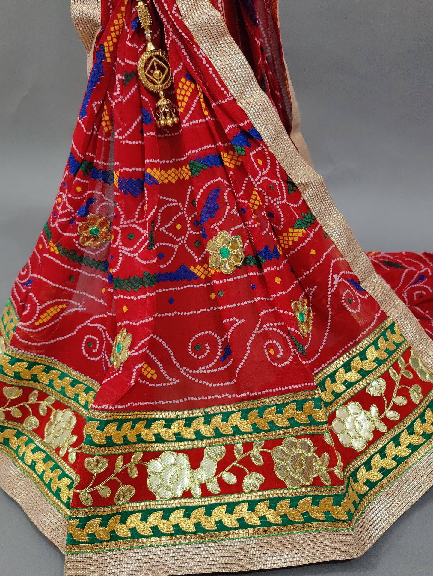 KcPc Rajasthani Marwadi Semi Georgette Chunri pila Broach Stole