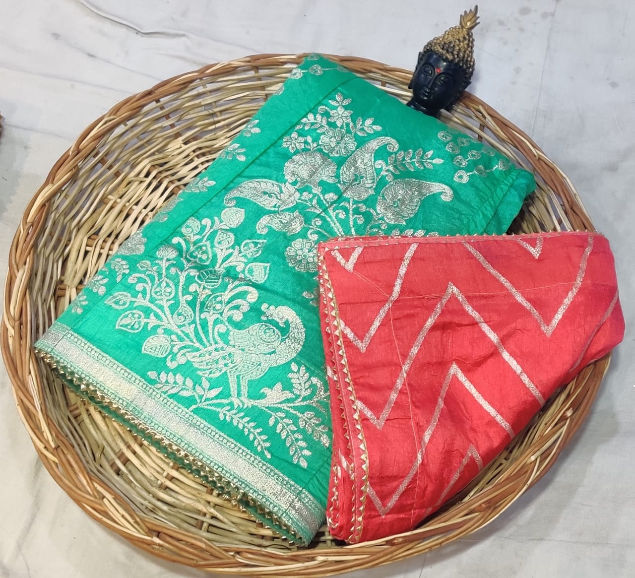 Pure upada banarasi lehenga chunni set kml OR,