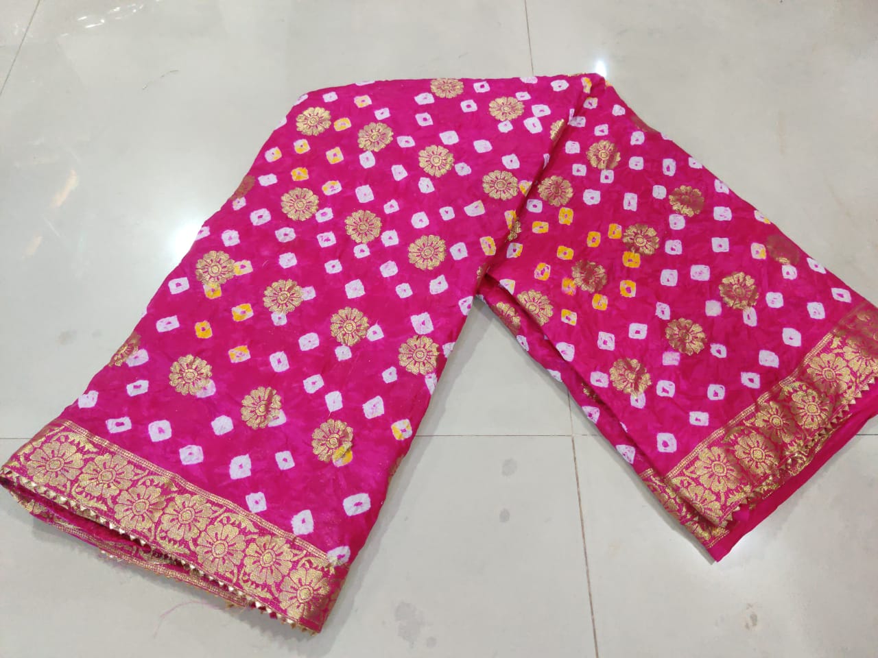 Pure Dolar Buti Tapeta Silk Zari Gotapatti Work Saree, IR