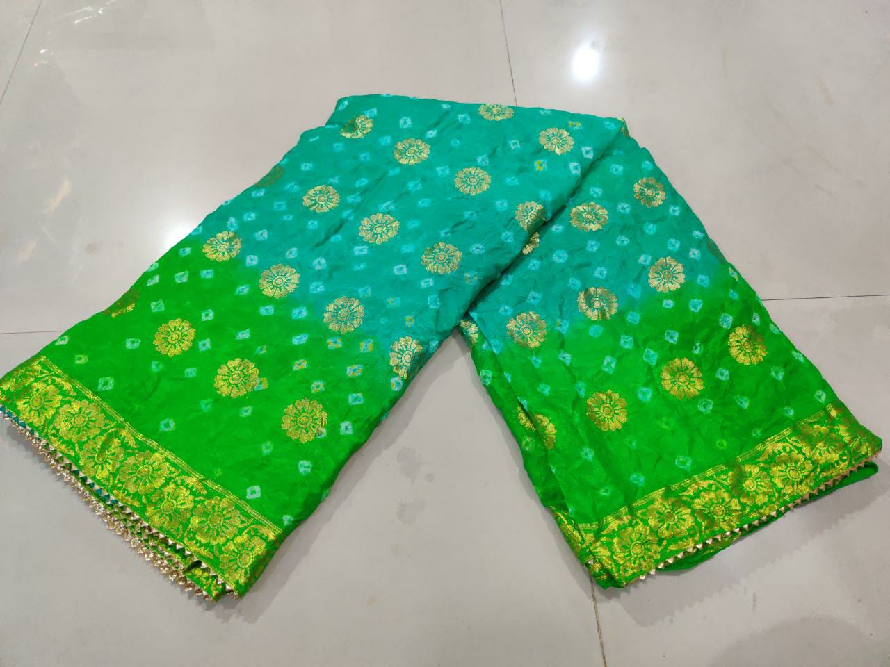 Pure Dolar Buti Tapeta Silk Zari Gotapatti Work Saree, IR