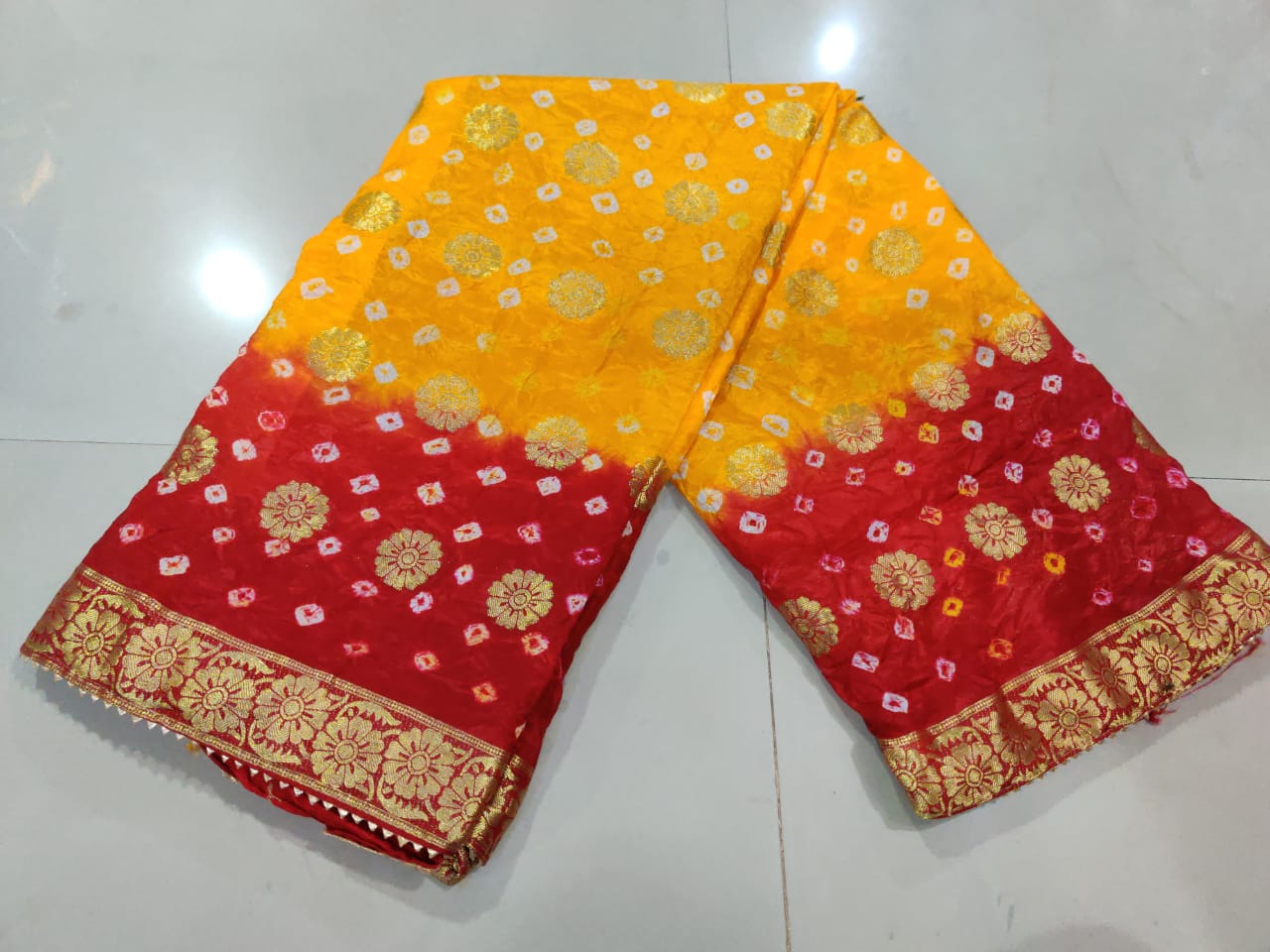 Pure Dolar Buti Tapeta Silk Zari Gotapatti Work Saree, IR
