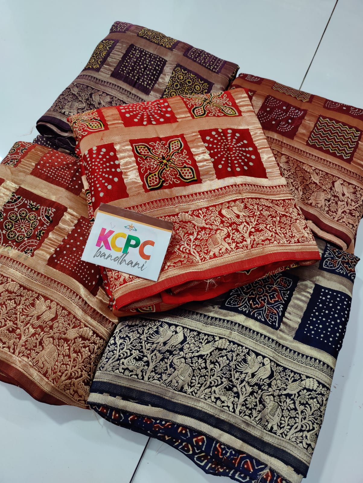 Pure Gaji Silk Ajrakh Bandhani Figure Zari Weaving Saree with Blouse OR kcpc