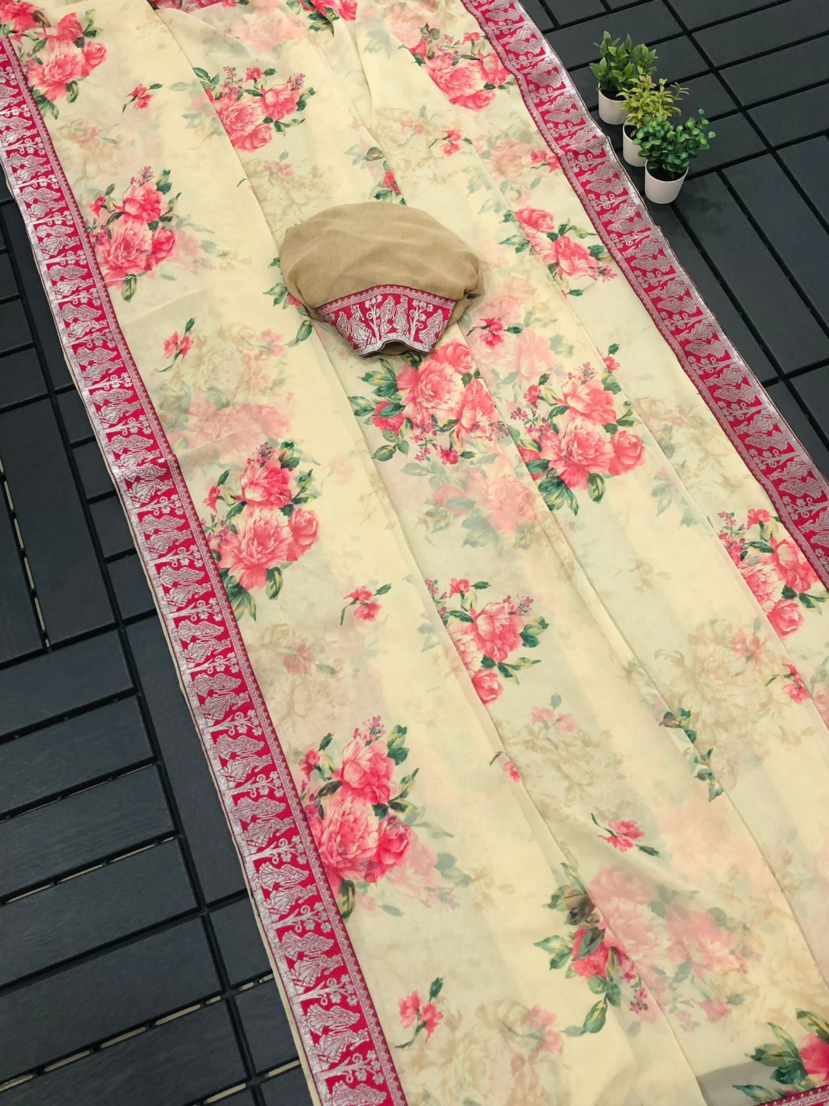 Heavy beautiful flower print attached weaving border saree, VJT, OR