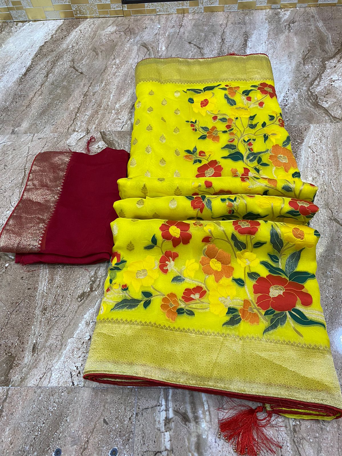 Beautiful party wear. Pure organza soft mx zari waiving banarasi saree, PUJI, NR