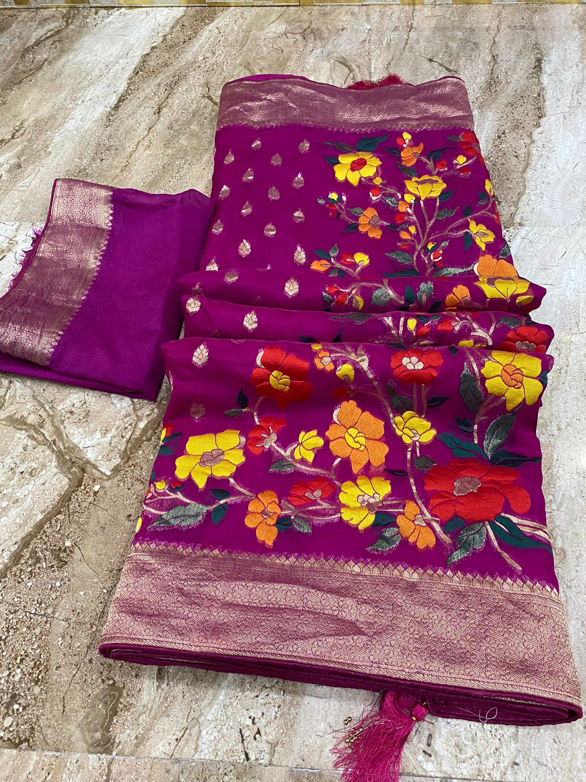Beautiful party wear. Pure organza soft mx zari waiving banarasi saree, PUJI, NR