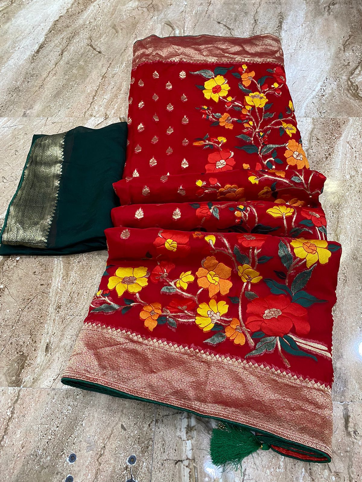 Beautiful party wear. Pure organza soft mx zari waiving banarasi saree, PUJI, NR