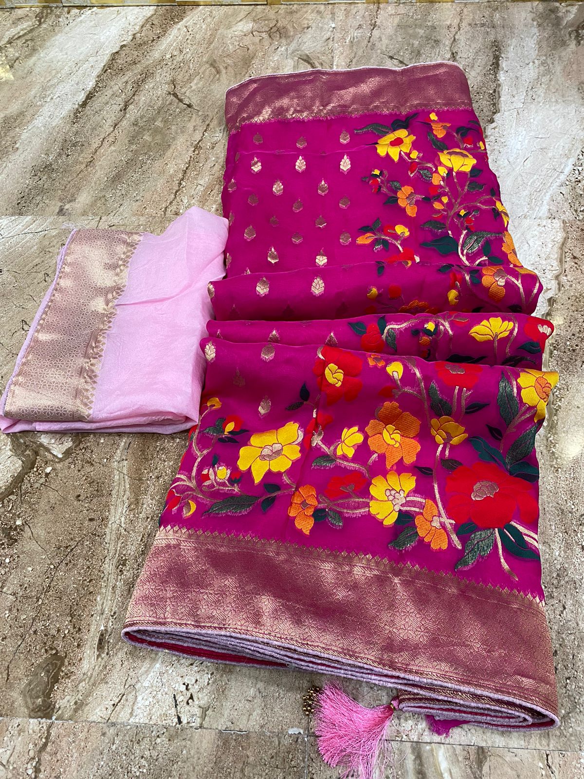 Beautiful party wear. Pure organza soft mx zari waiving banarasi saree, PUJI, NR