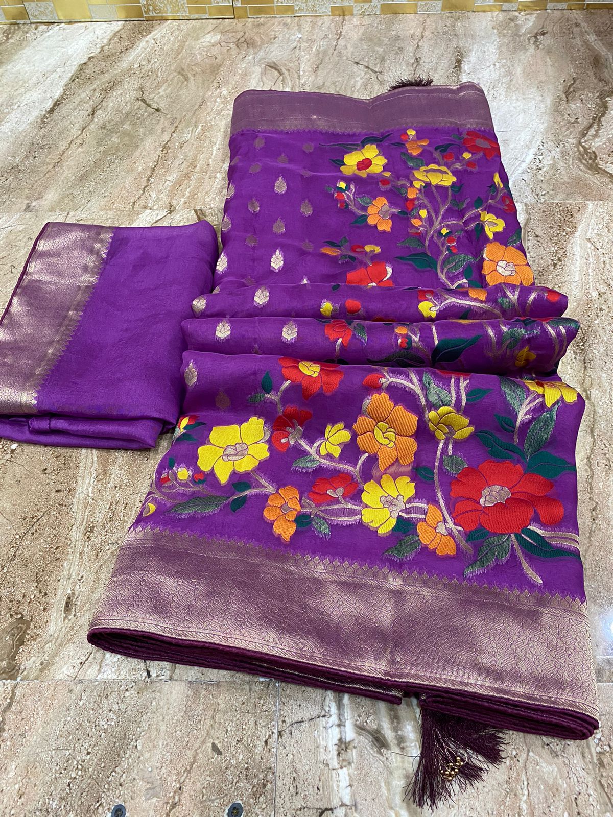 Beautiful party wear. Pure organza soft mx zari waiving banarasi saree, PUJI, NR