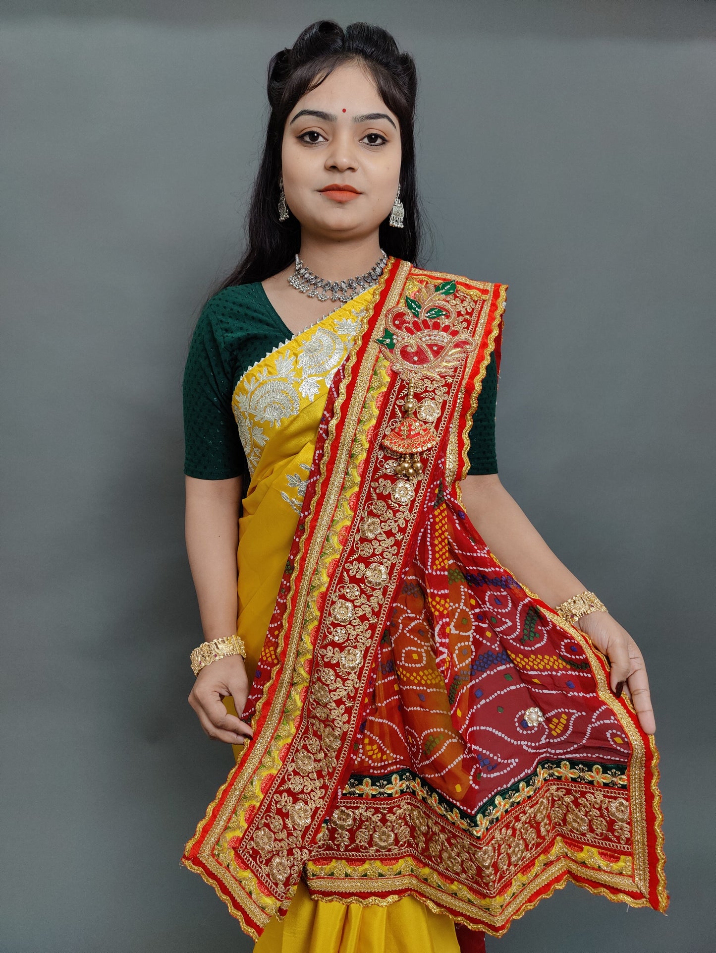 Trending Rajsthani marwadi pure Georgette ki chunari broach odhna stole