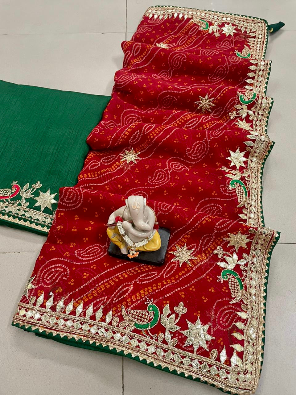 Pure georgette with gotapatti border
