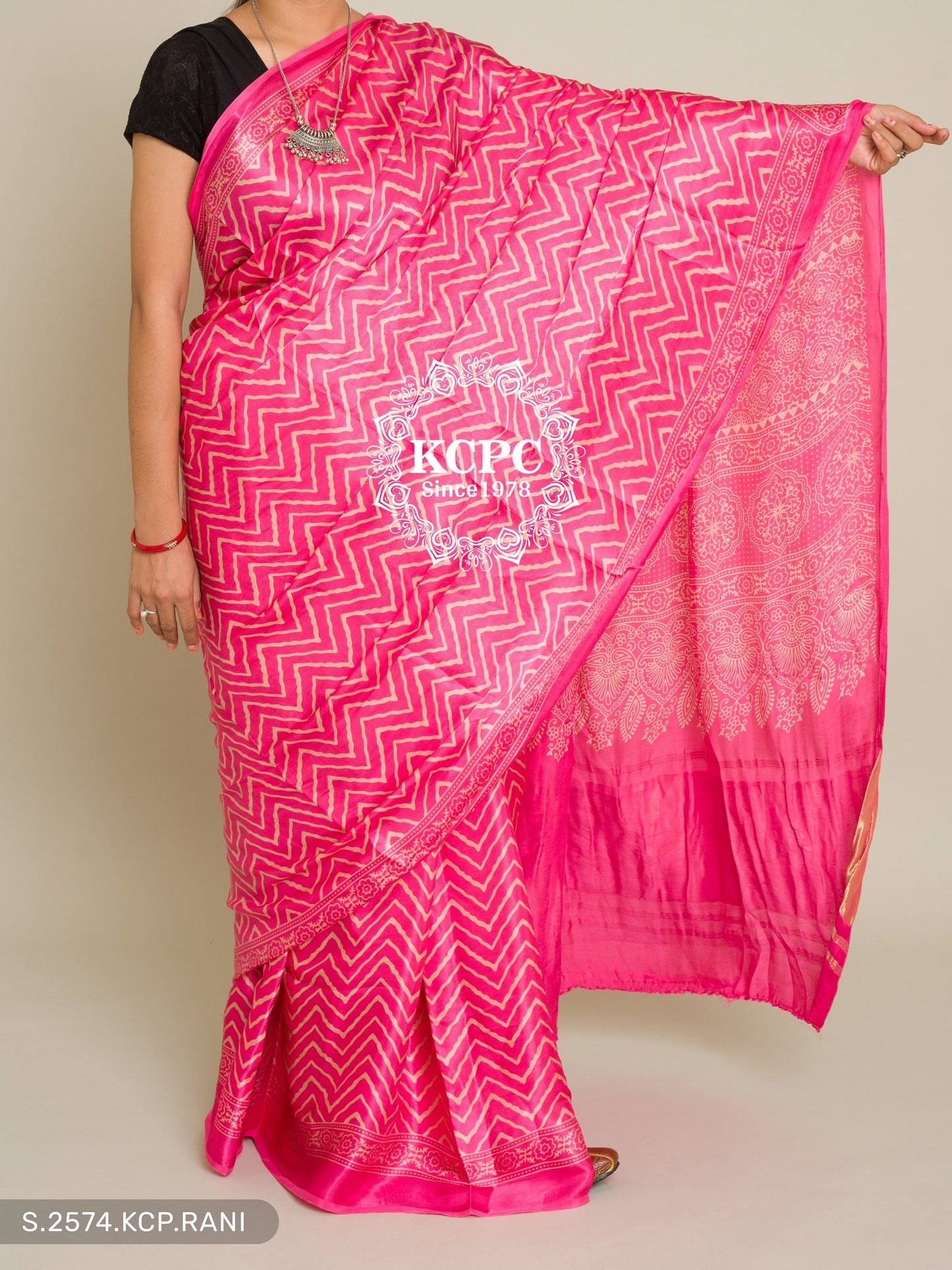 Pure Gaji Silk Ajrakh Zigzag Modal Saree With Blouse