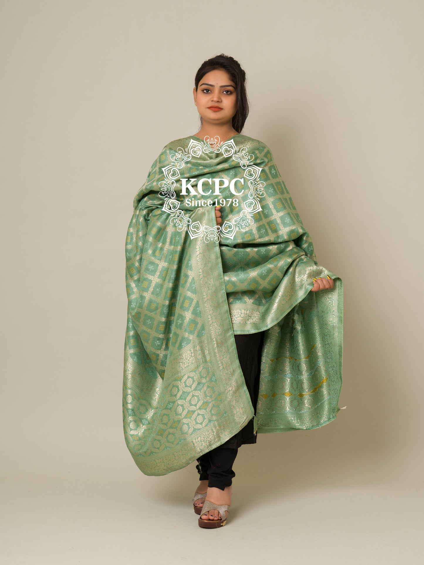 Pure upada banarasi bandhej ghatchola dupatta, KCPC, OR