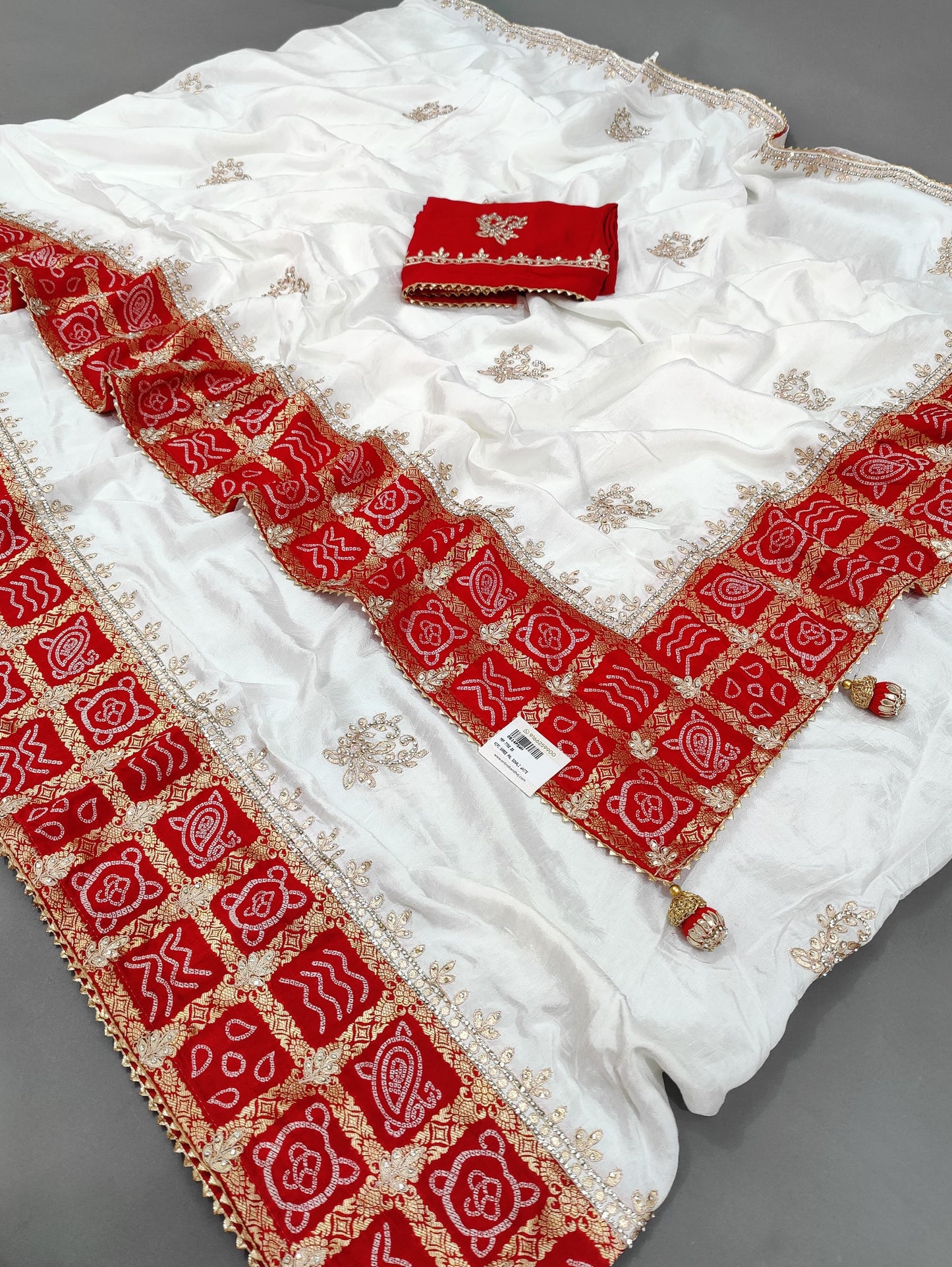 Upada Gaji Silk Bandhani Border Saree