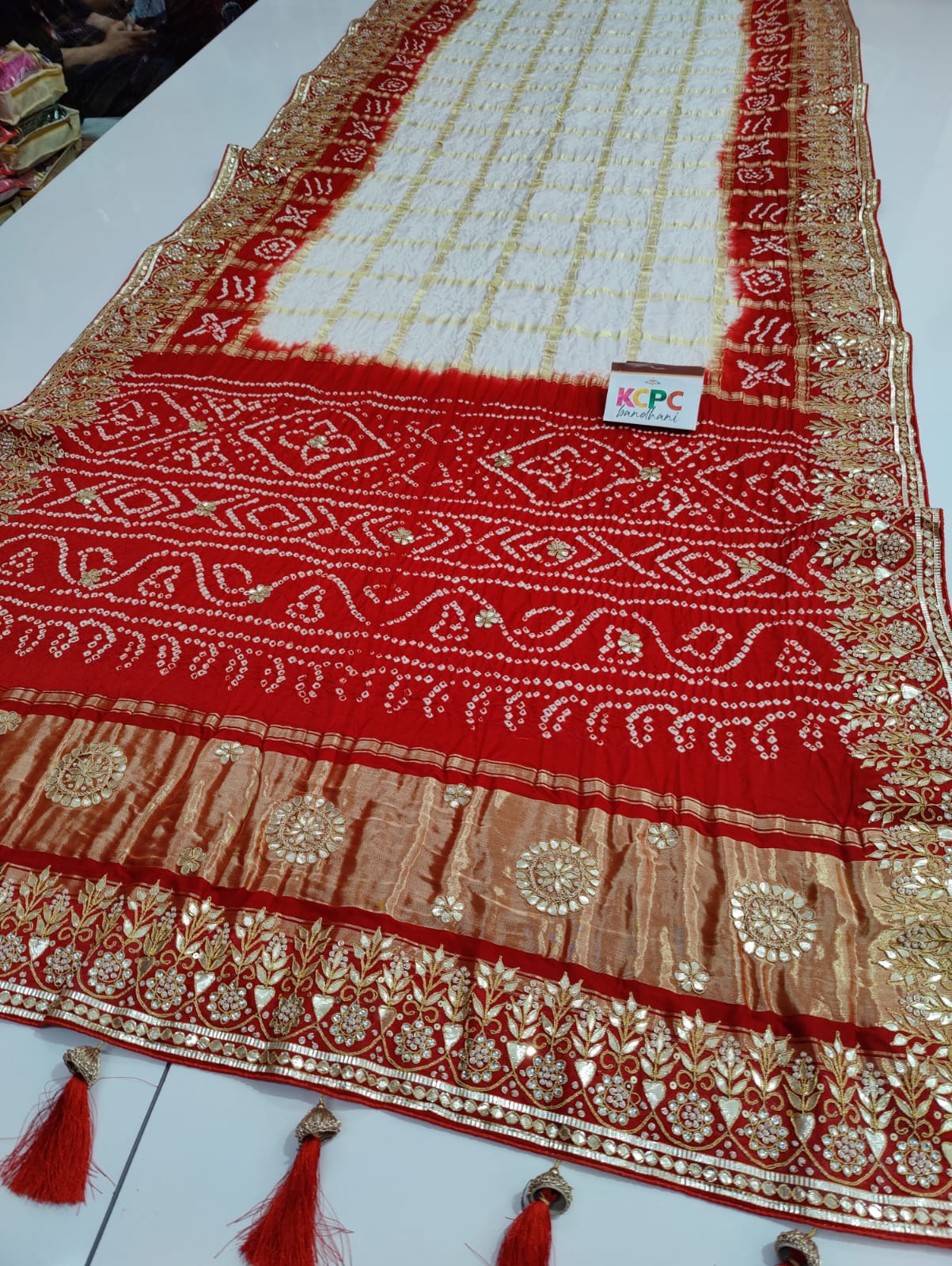 Pure Gaji Silk Bandhani Ghatchola Gotapatti Work Saree With Blouse Or Kcpc White Red