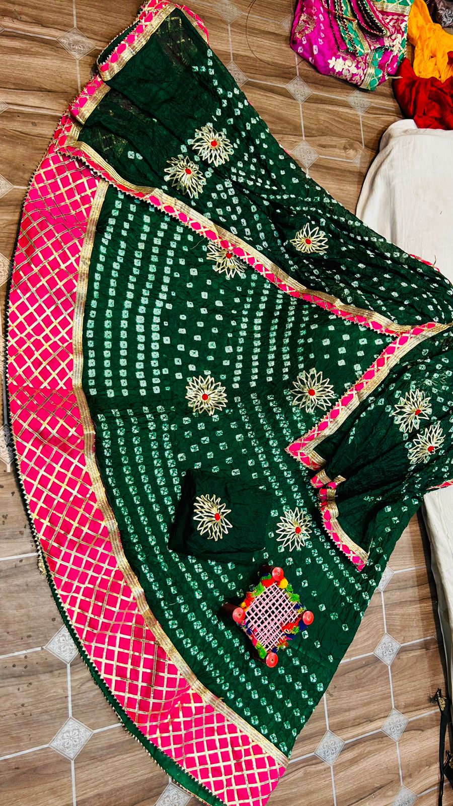 Traditional Jaipuri Beautiful Bandhni Gota Patti Work Lehenga Or Kml