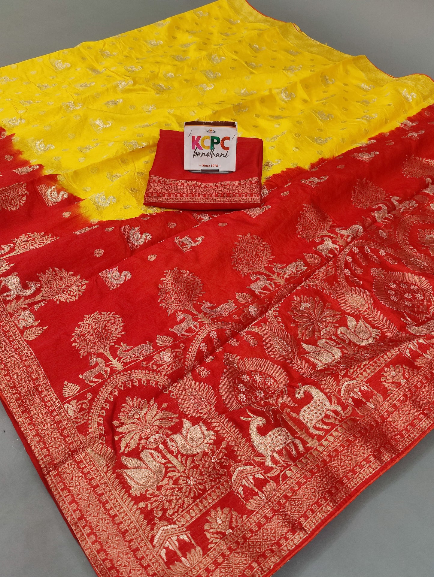 New Dola Silk Banarasi Sona Chandi Figure Zari Weaving Khadi Saree with Blouse mhs