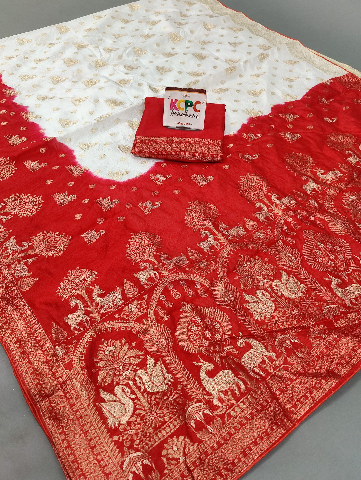 New Dola Silk Banarasi Sona Chandi Figure Zari Weaving Khadi Saree with Blouse mhs