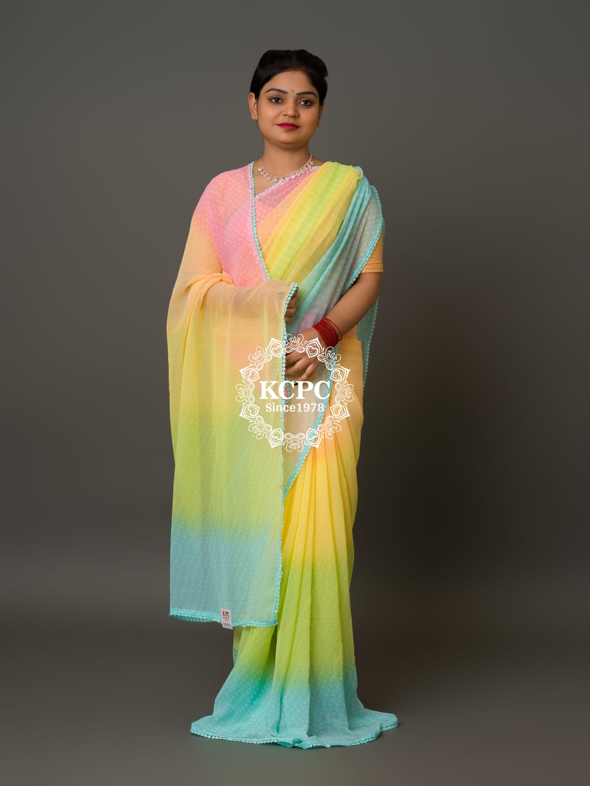 Latest chiffon fabric with bandhani pattern saree Amt