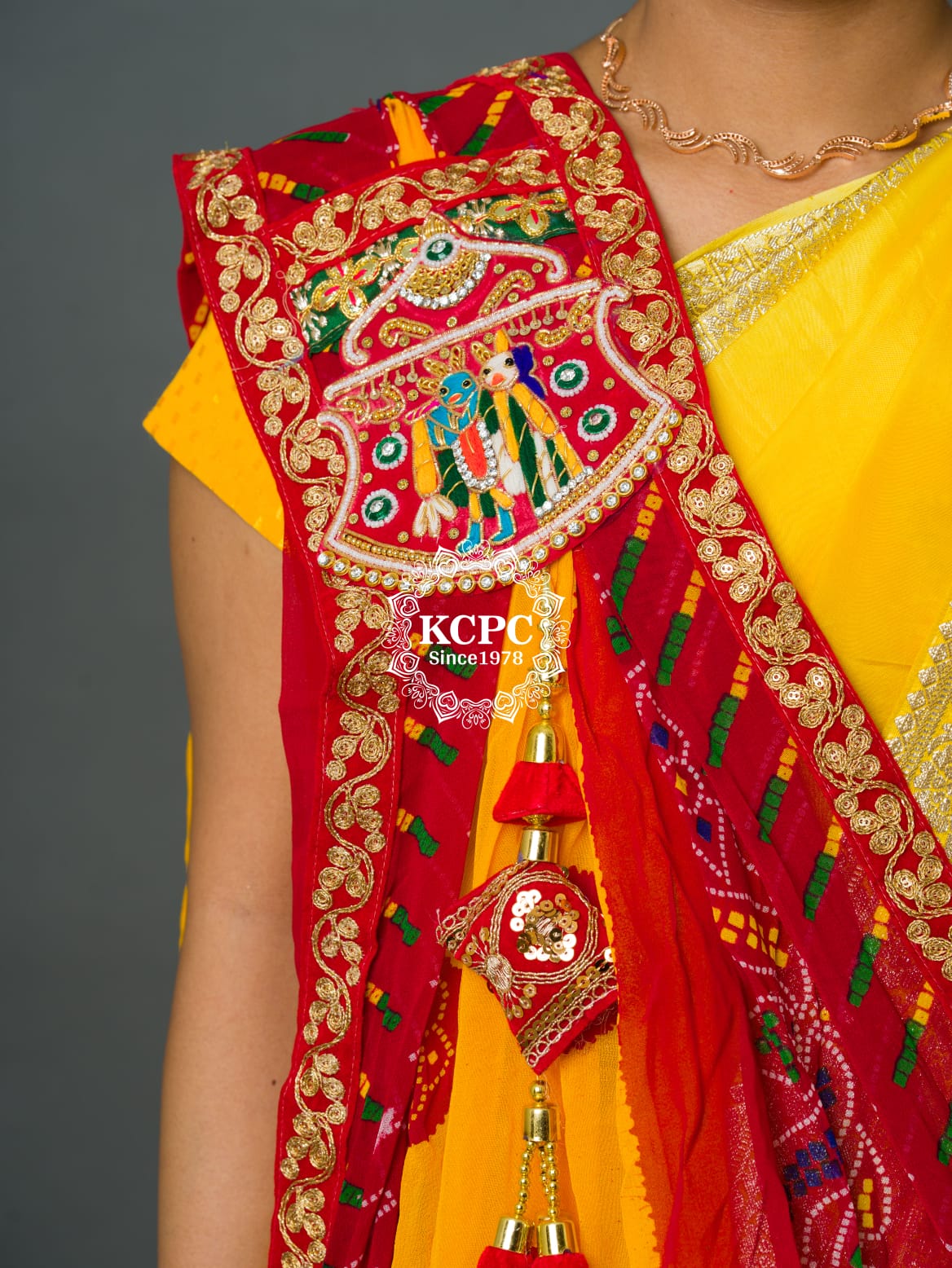 KcPc Rajasthani Marwadi Pure Georgette Chundi Pila Stole