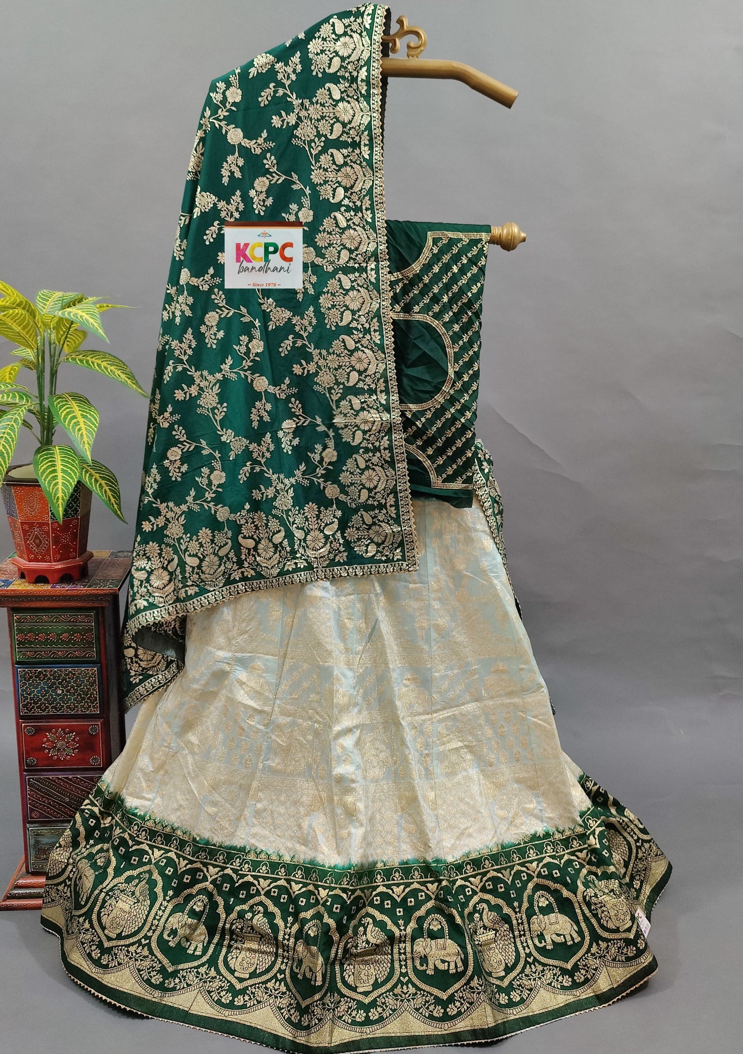 Pure banarasi dola silk lehenga with zari work lehenga, BTU