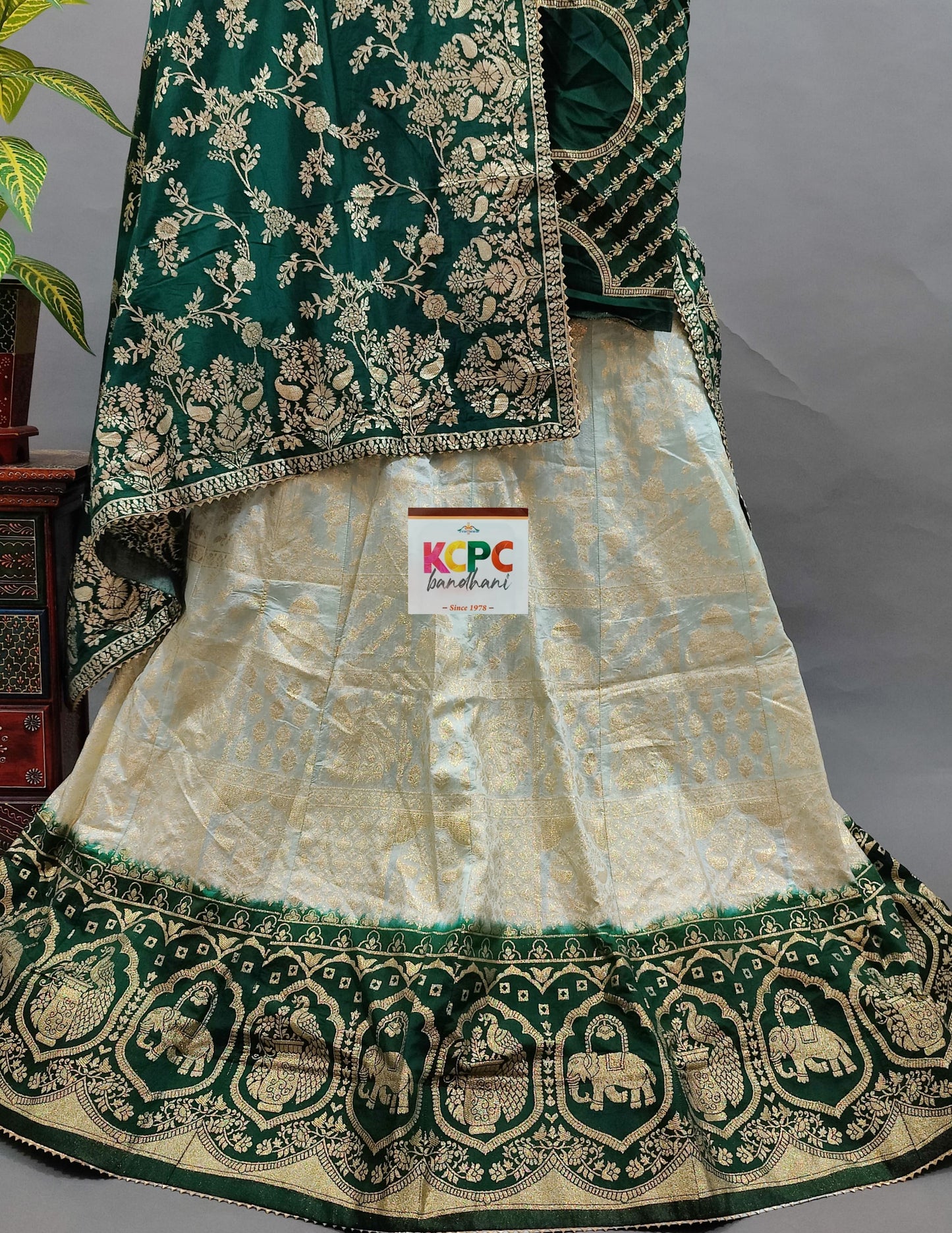 Pure banarasi dola silk lehenga with zari work lehenga, BTU