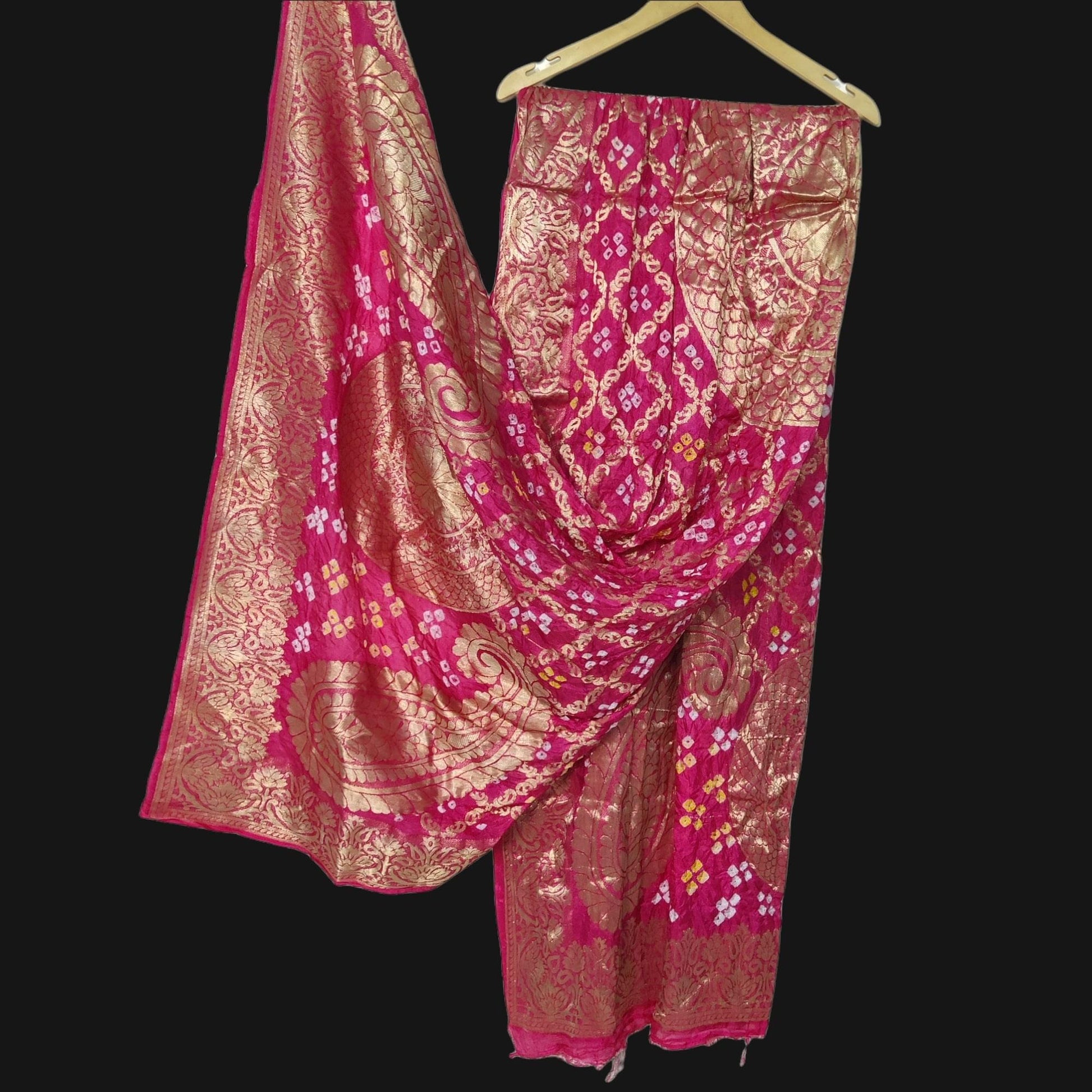 Banarasi Bandhej Gharchola Kerry Chand Dupatta Or Kc Gajari