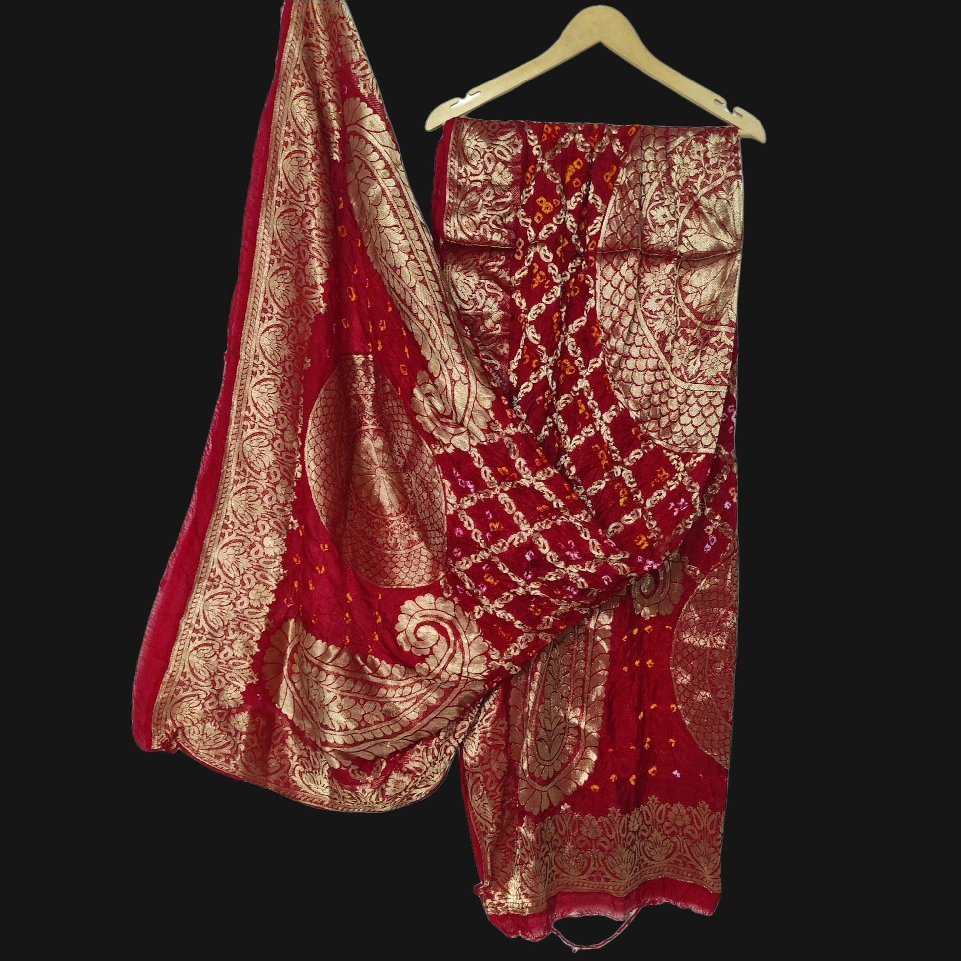 Banarasi Bandhej Gharchola Kerry Chand Dupatta Or Kc Red