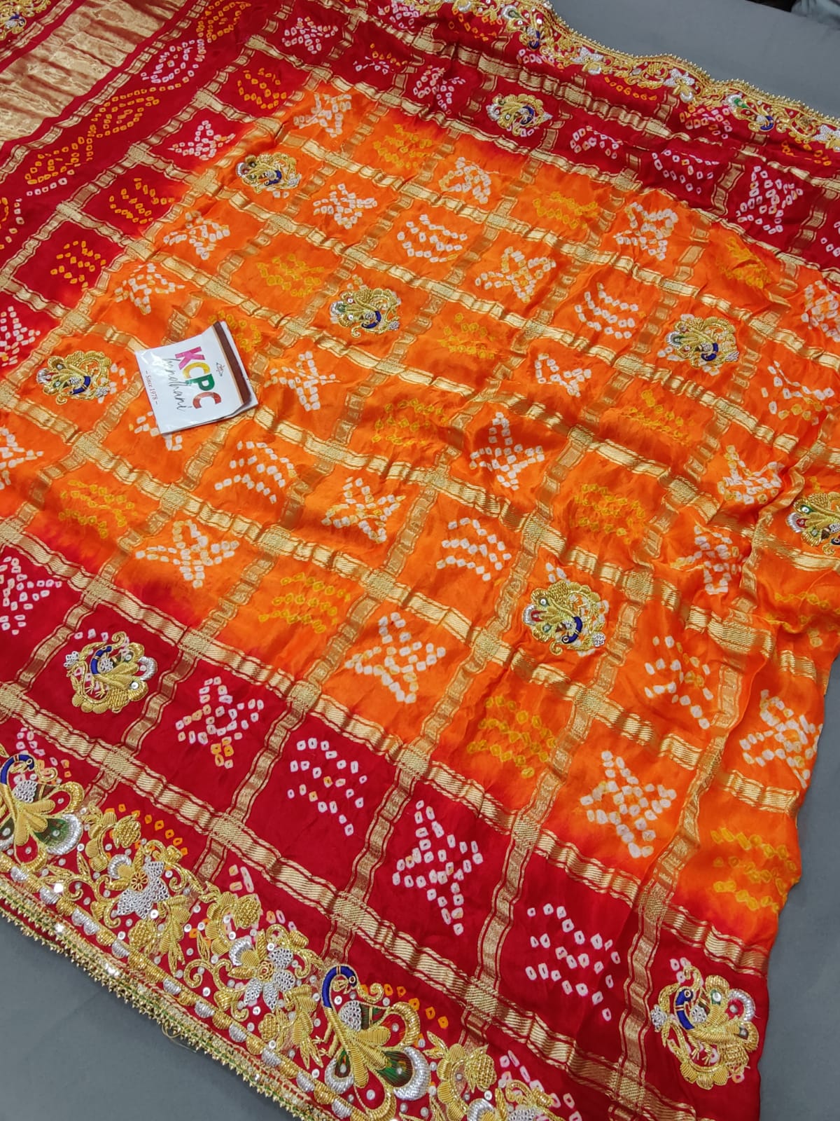 Mahajani Trending Pure Gaji Silk Bandhani Jardozi Work Ghatchola Chunri Pila Odhna in Aara Tari Handwork