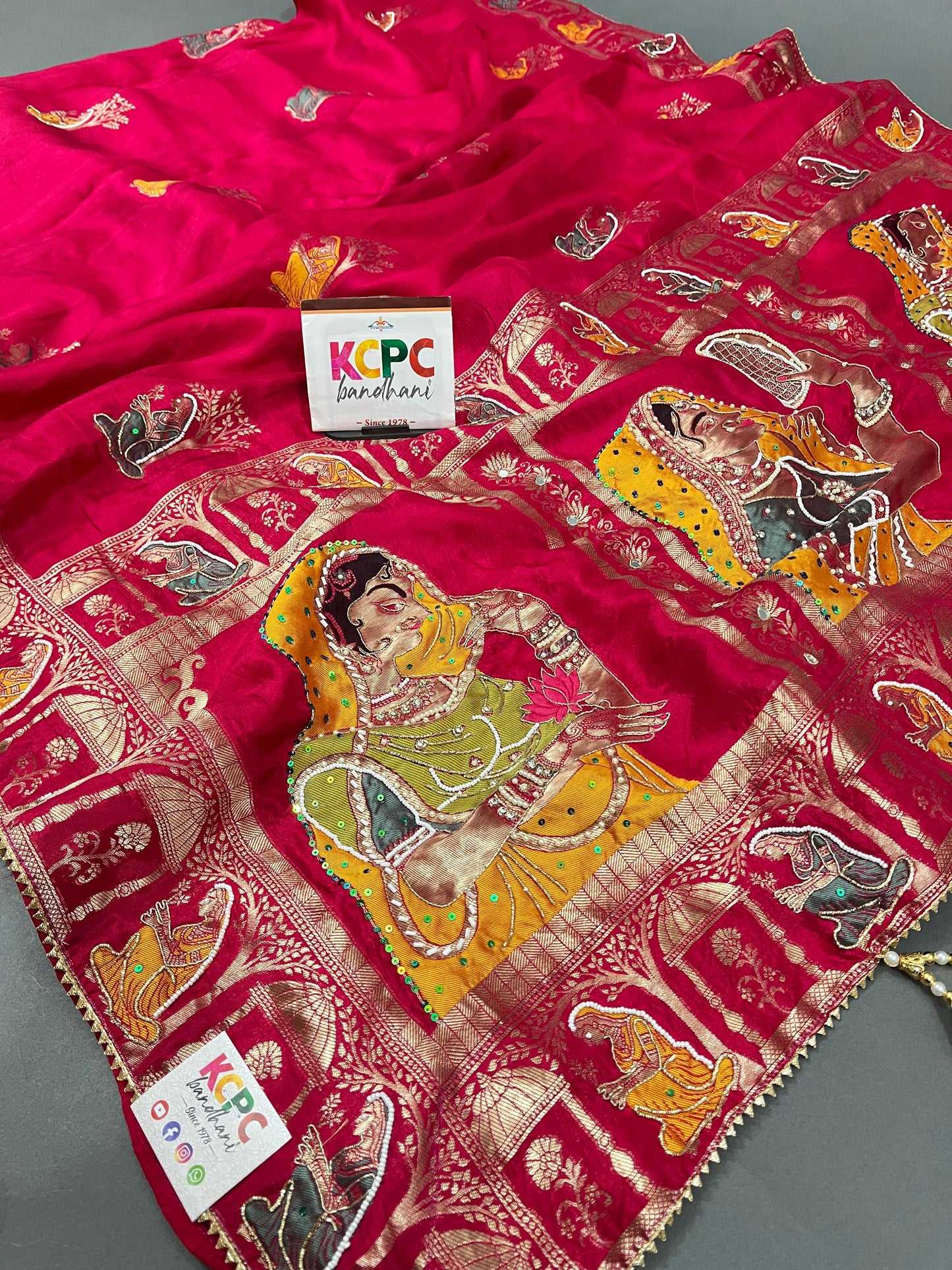 Latest pure munga silk fabric karwa Chouth special saree smj