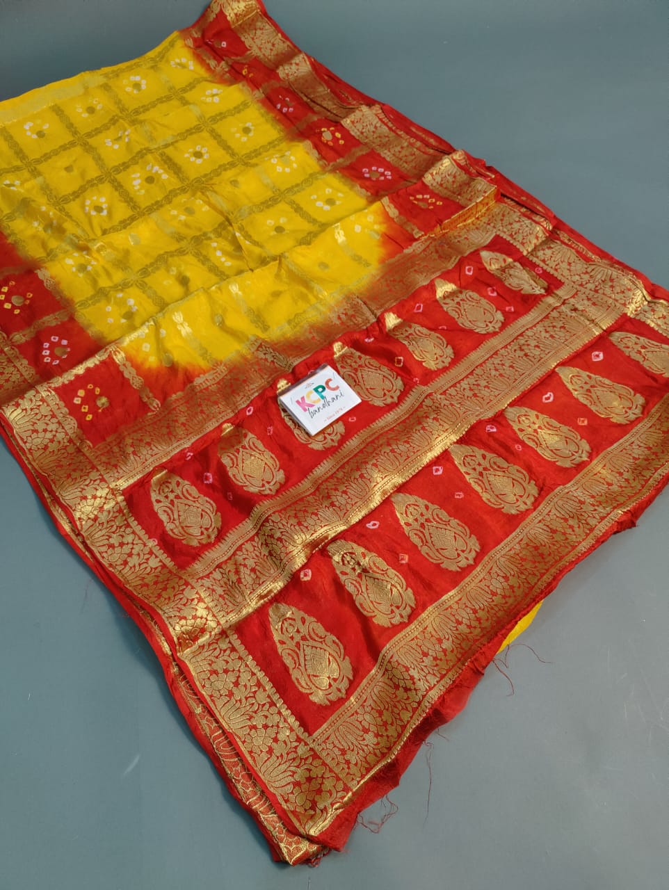 Bandhej silk gharchola Single coin saree