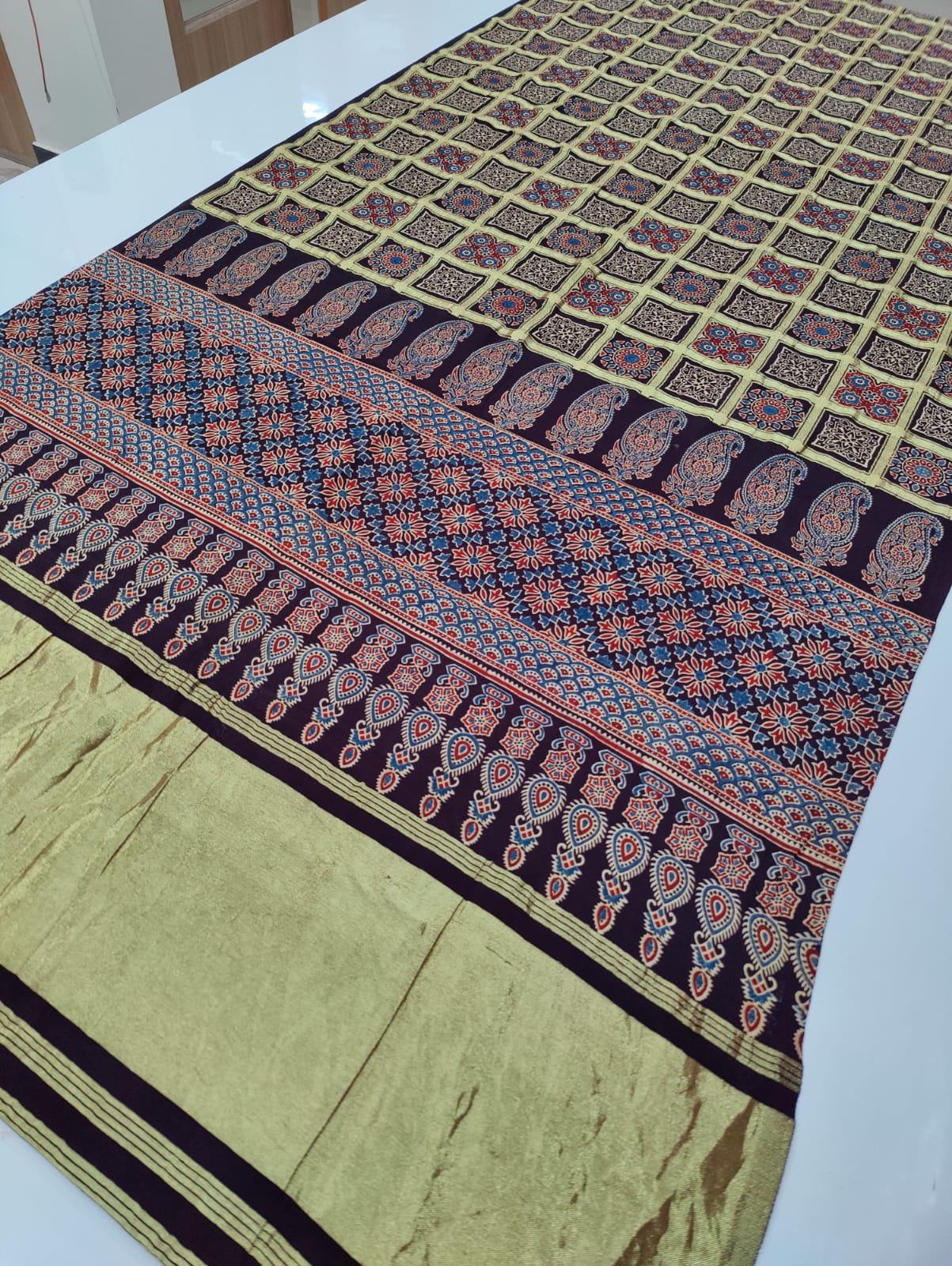 Pure Gaji Silk Khadi Hendloom Ghatchola Azarak Printe Saree With Zari Weaving Nr Kcpc Design Q
