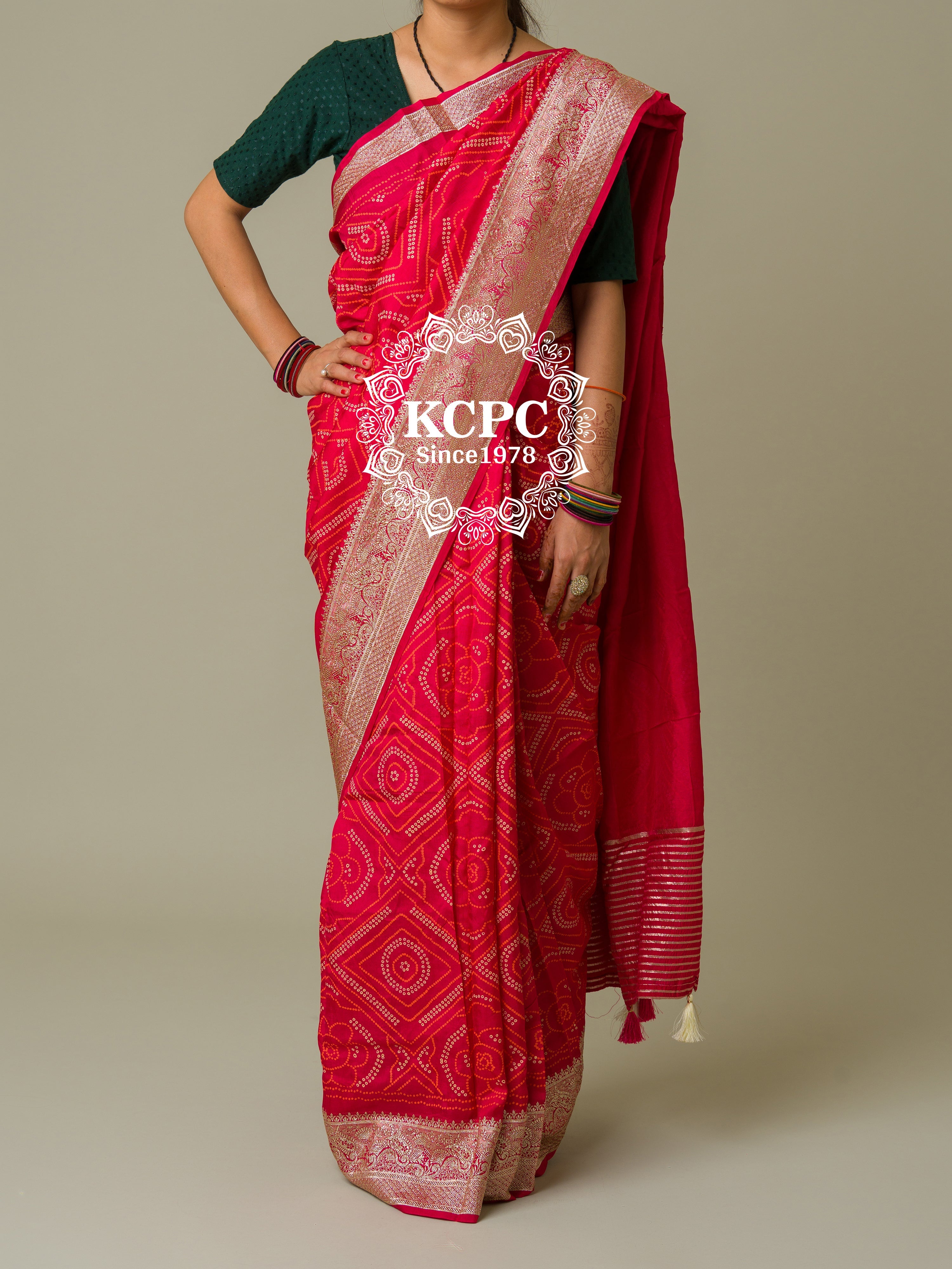 Buy Garnet Red Cotton Saree online-Karagiri