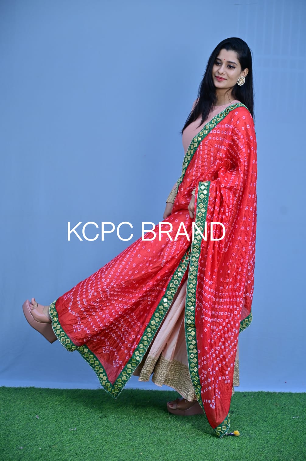 Bandhani silk gotapatti dupatta