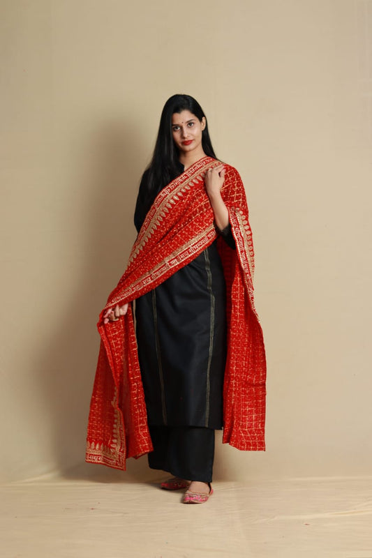 Heavy Red Gharchola Dupatta with Sada saubhagyavati bhav Gotapatti Border, OR, KC