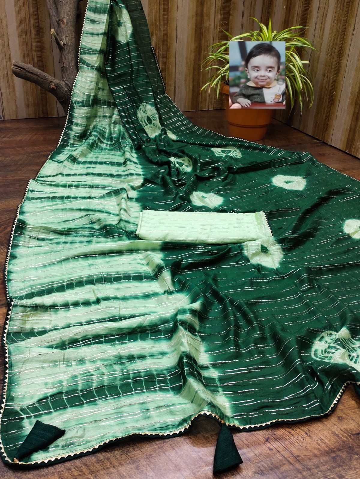 Rich Look Shibori Cotton Feel Saree Green