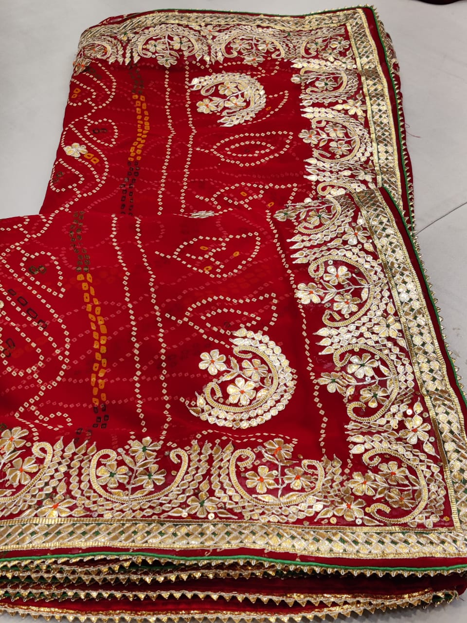 Rajasthani Chunri Pila Pomcha Saree, जयपुरी राजस्थानी चुनरी पीला की साड़ियां,  बांधनी चुनरी साड़ियां। - YouTube