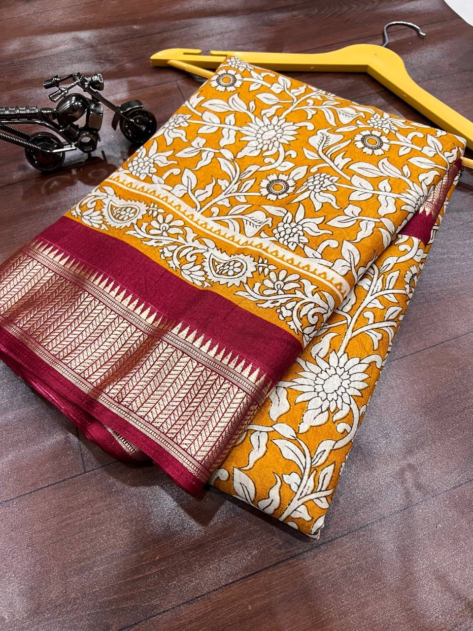 Benny creppy soft smooth with jequard border saree, VJT, OR