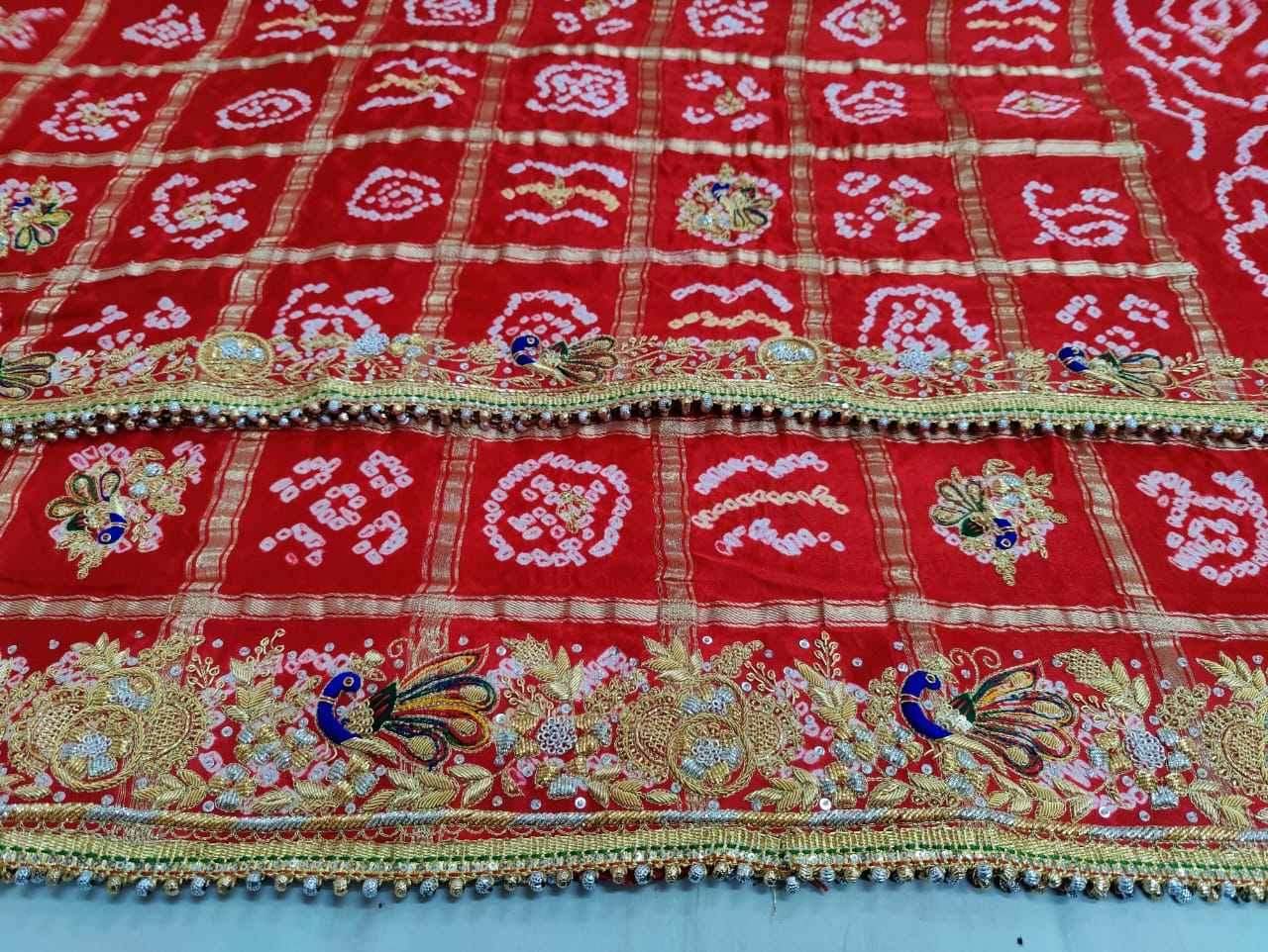 Traditional Bandhani Odhna Design