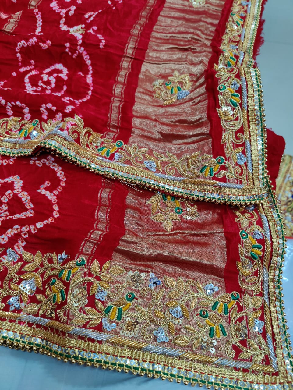 Latest Trending Pure Gaji Silk Bandhani Jardozi Work Ghatchola Chunri Pila Odhna in Aara Tari Handwork