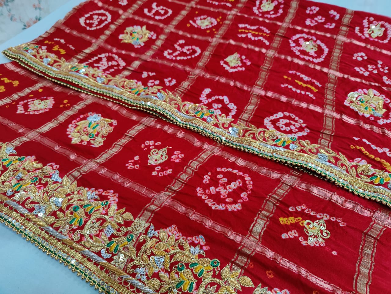 Latest Trending Pure Gaji Silk Bandhani Jardozi Work Ghatchola Chunri Pila Odhna in Aara Tari Handwork