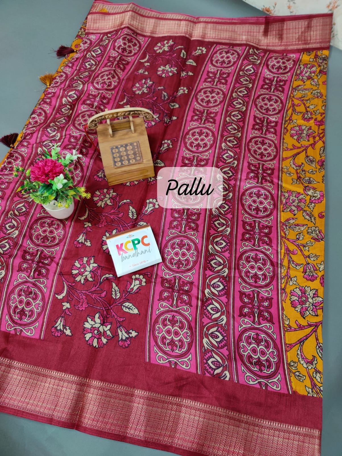 New Launching Pure Dola With Printed Design Flower Design Saree Kcpc Or