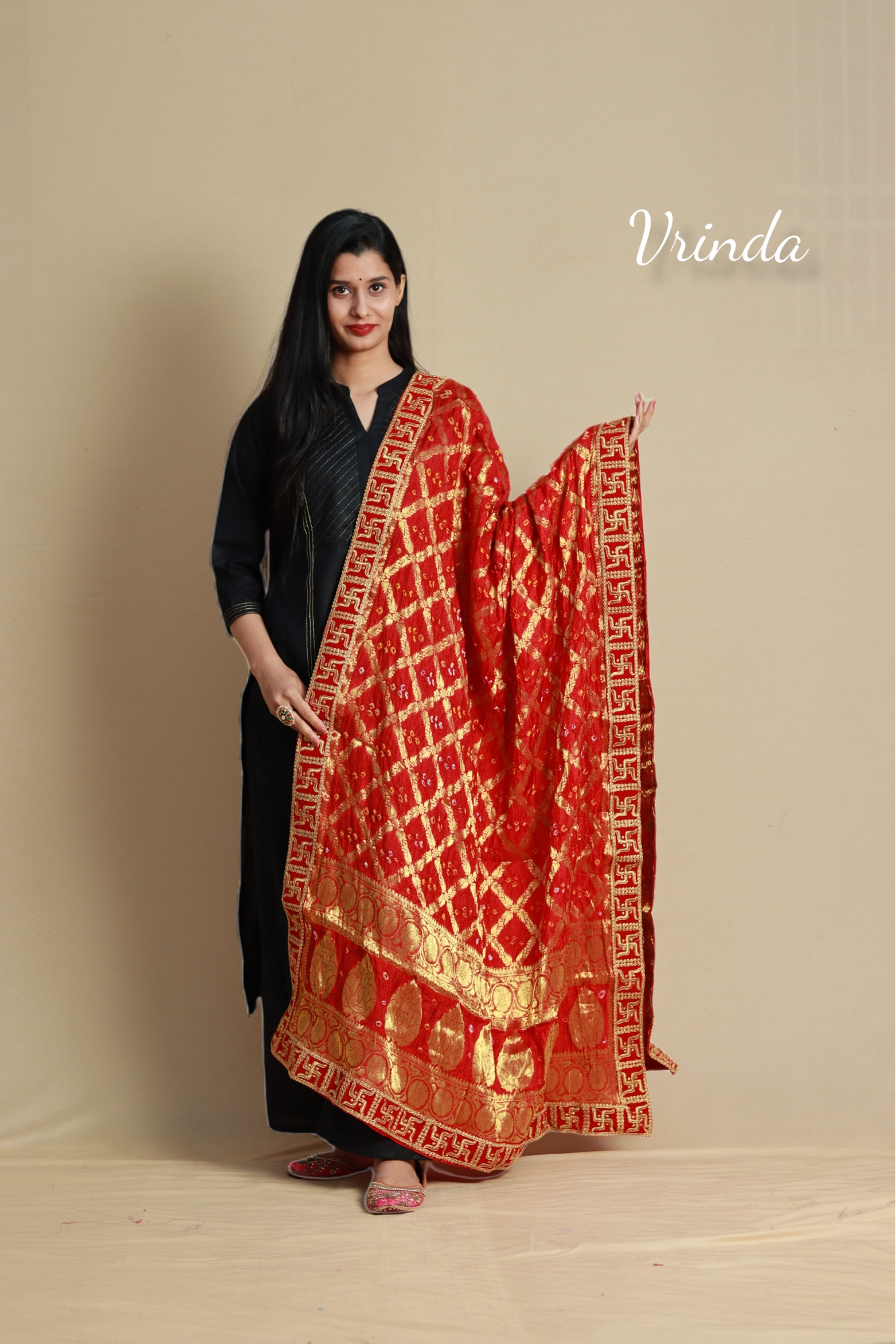 Vrinda : Pure Banarasi Bandhej Silk Ghatchola Dupatta