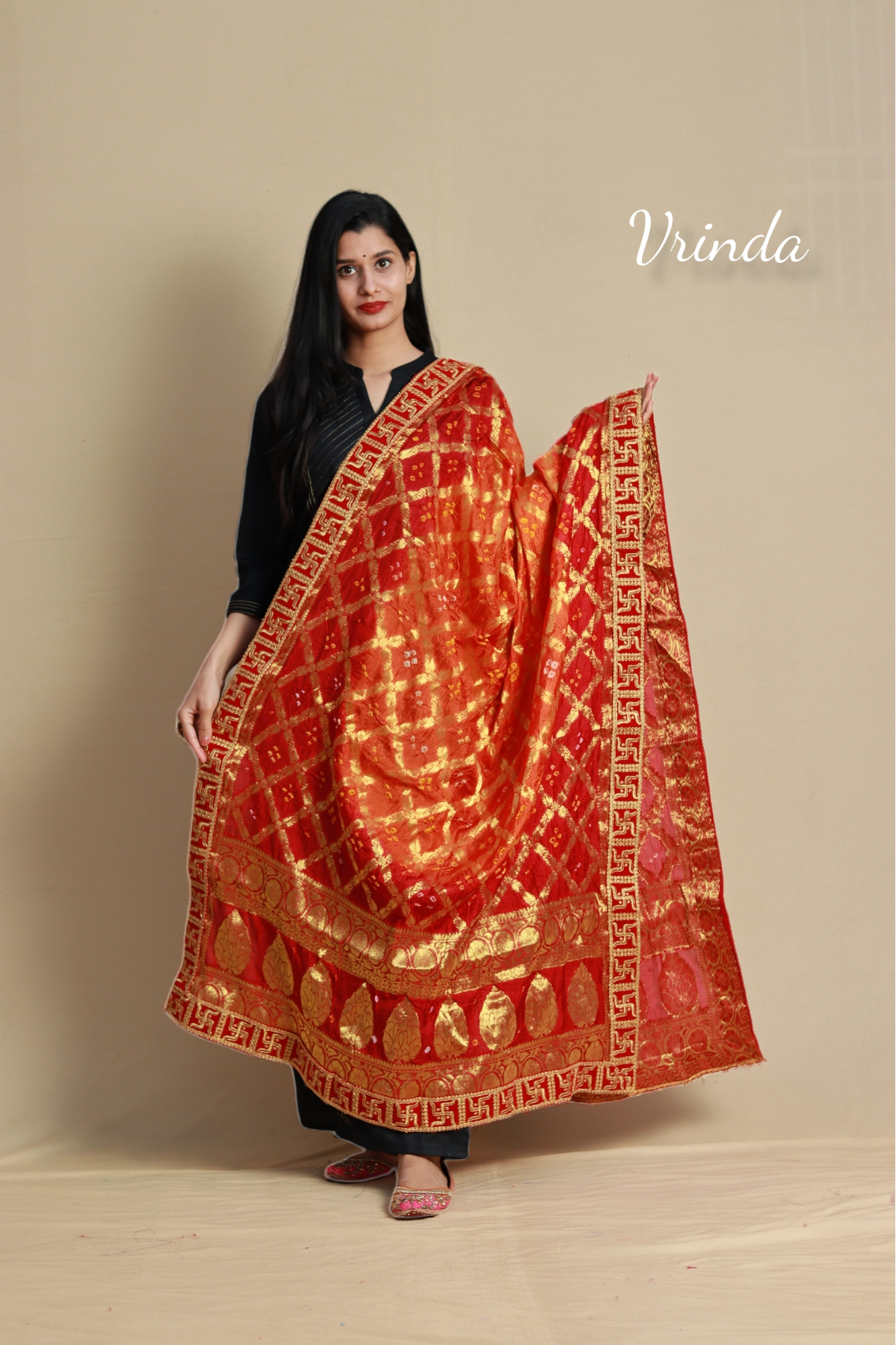 Vrinda : Pure Banarasi Bandhej Silk Ghatchola Dupatta